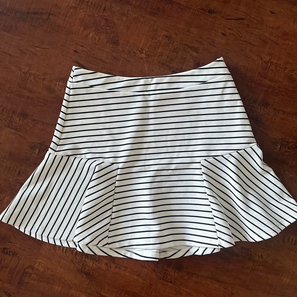 Lush striped mini skirt medium